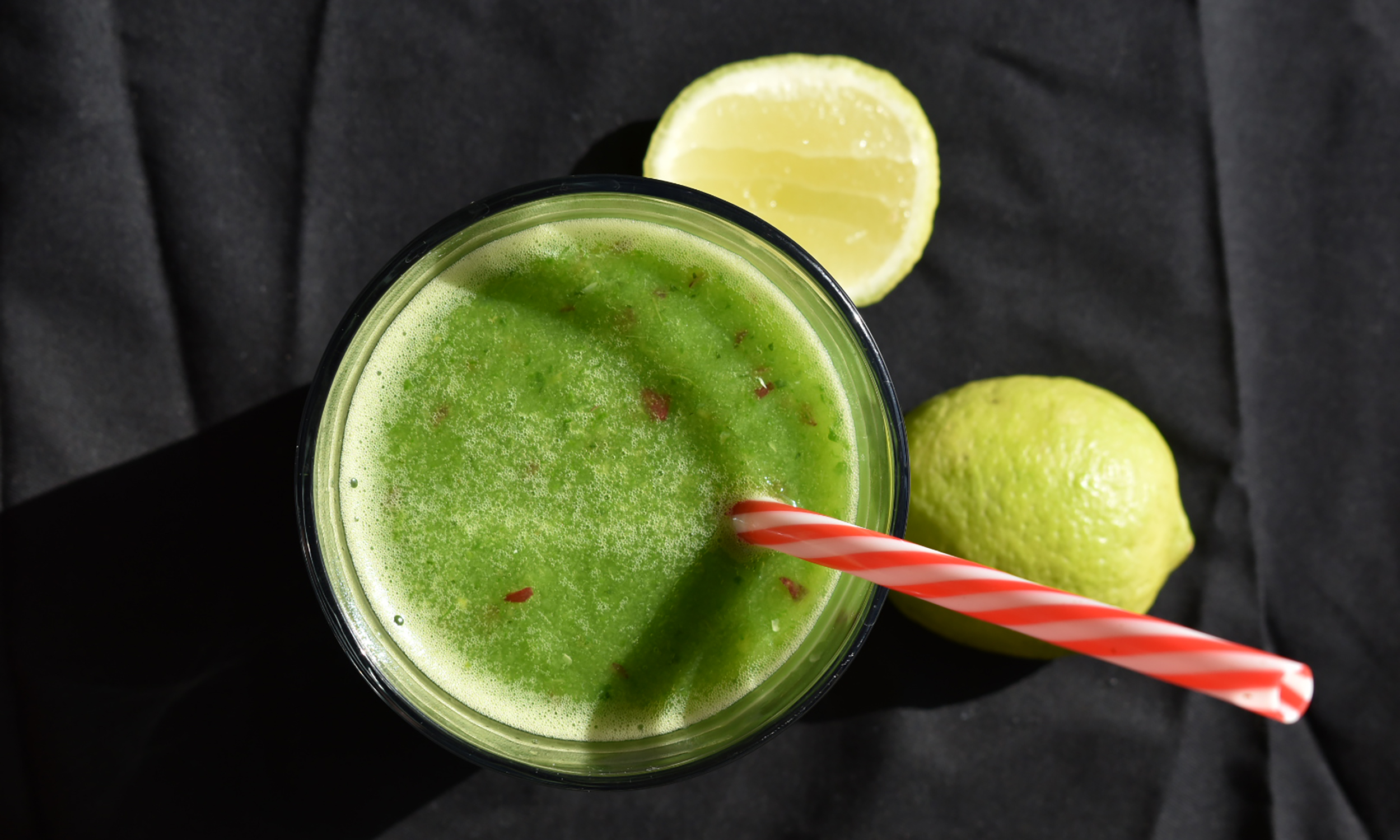 Detoxify Your Body With Apple Cucumber Juice